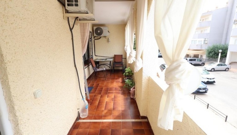 Jälleenmyynti - Bungalow - Orihuela Costa - Campoamor