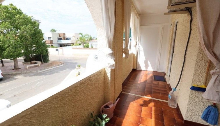 Jälleenmyynti - Bungalow - Orihuela Costa - Campoamor