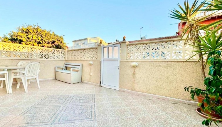 Resale - Semi-Detached - Torrevieja