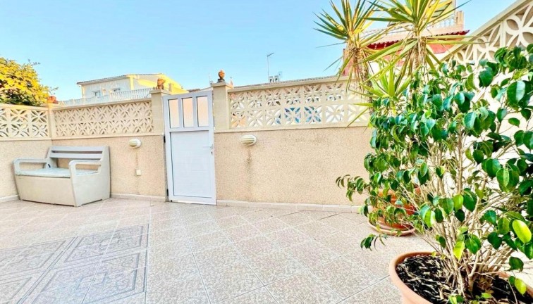 Resale - Semi-Detached - Torrevieja