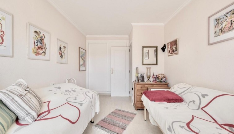 Resale - Semi-Detached - Torrevieja
