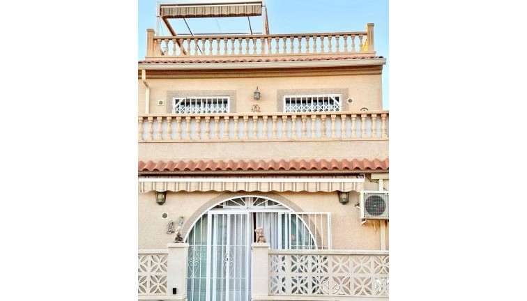 Resale - Semi-Detached - Torrevieja