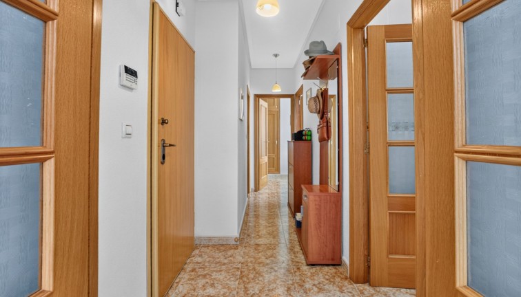 Resale - Apartment - Punta Prima