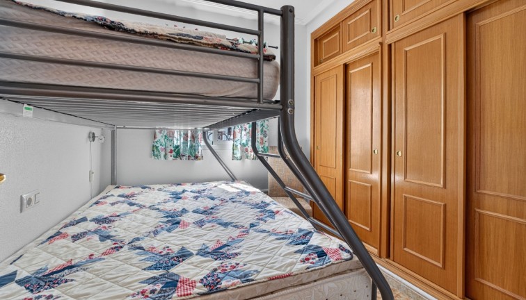 Resale - Apartment - Punta Prima