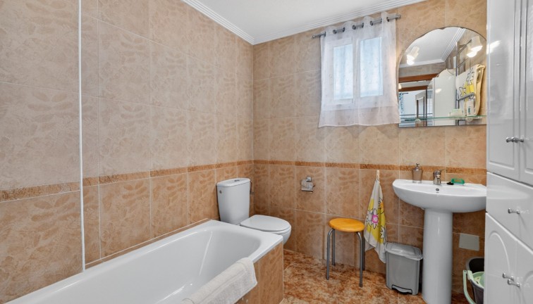 Resale - Apartment - Punta Prima