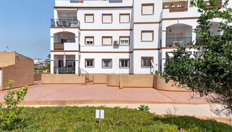 Resale - Apartment - Punta Prima