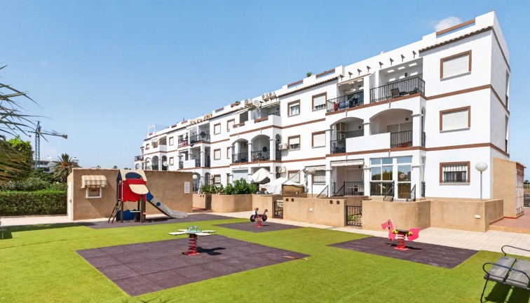 Resale - Apartment - Punta Prima