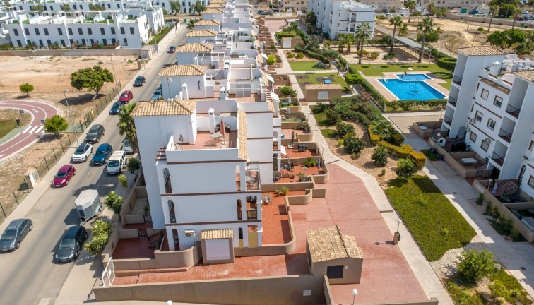 Resale - Apartment - Punta Prima