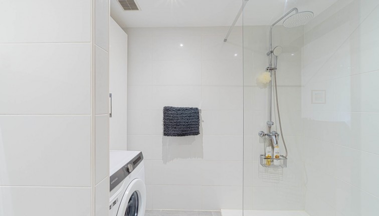 Resale - Apartment - Punta Prima