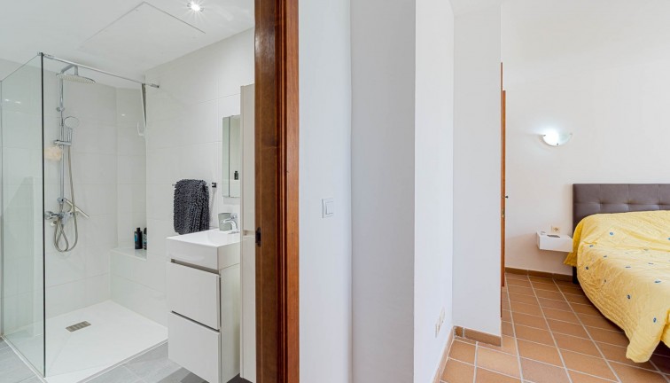 Resale - Apartment - Punta Prima