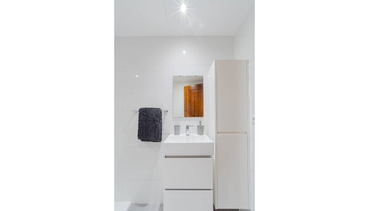 Resale - Apartment - Punta Prima