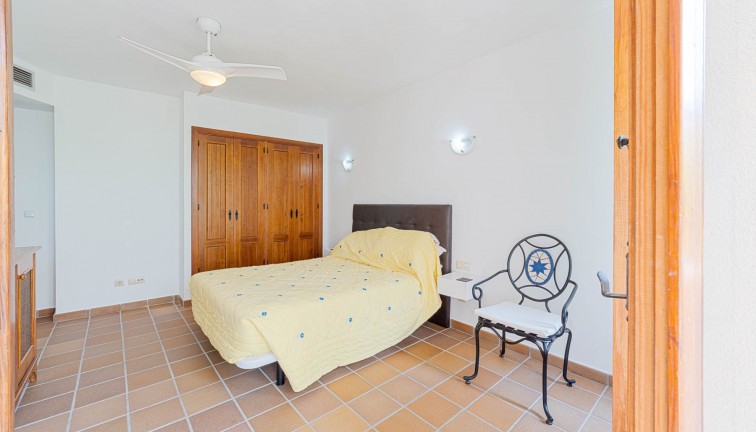 Resale - Apartment - Punta Prima
