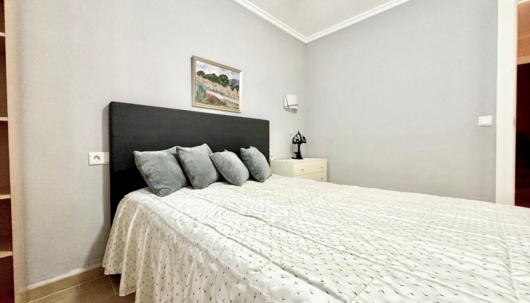 Reventa - Casa adosada - Torrevieja - La Siesta