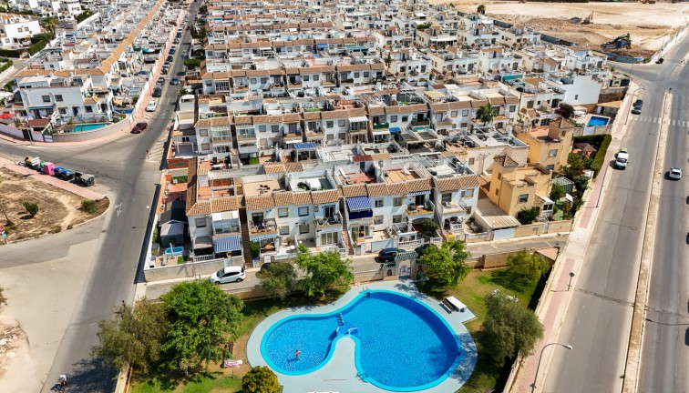 Jälleenmyynti - Asunto - Ylimmän kerroksen asunto - Orihuela Costa - Los Almendros-La Florida