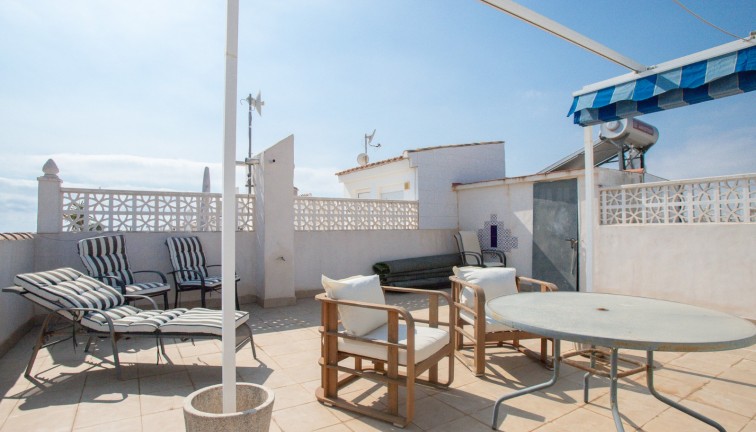 Jälleenmyynti - Asunto - Ylimmän kerroksen asunto - Orihuela Costa - Los Almendros-La Florida