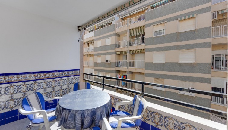 Återförsäljning - Lägenhet - Torrevieja - Playa del Cura