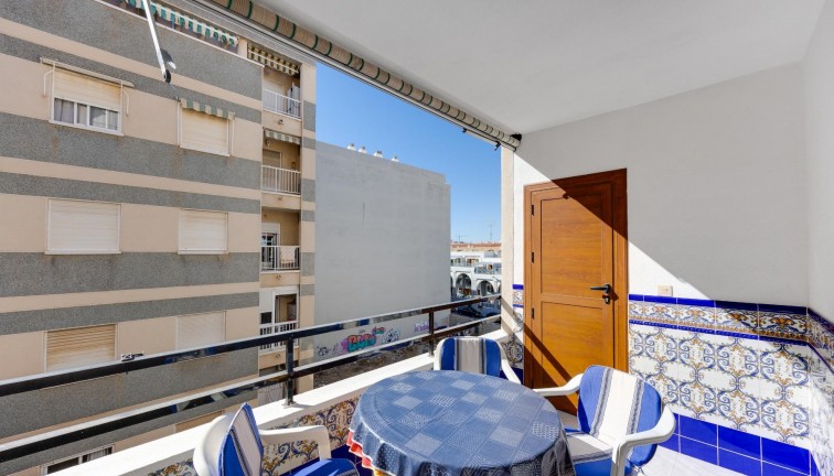 Återförsäljning - Lägenhet - Torrevieja - Playa del Cura