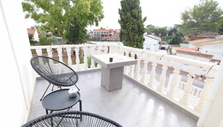 Reventa - Chalet - Torrevieja - Los Balcones