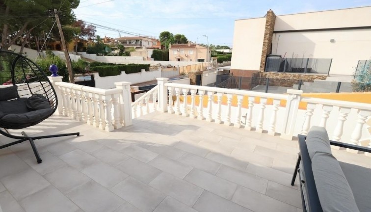 Reventa - Chalet - Torrevieja - Los Balcones