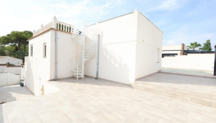 Reventa - Chalet - Torrevieja - Los Balcones