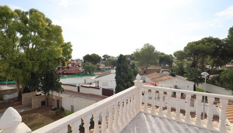 Reventa - Chalet - Torrevieja - Los Balcones