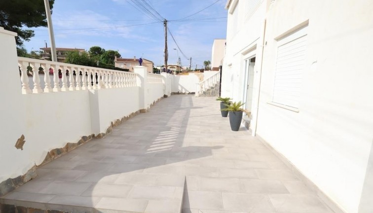 Reventa - Chalet - Torrevieja - Los Balcones