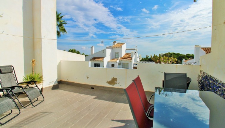 Jälleenmyynti - Paritalo/Rivitalo - Villamartín