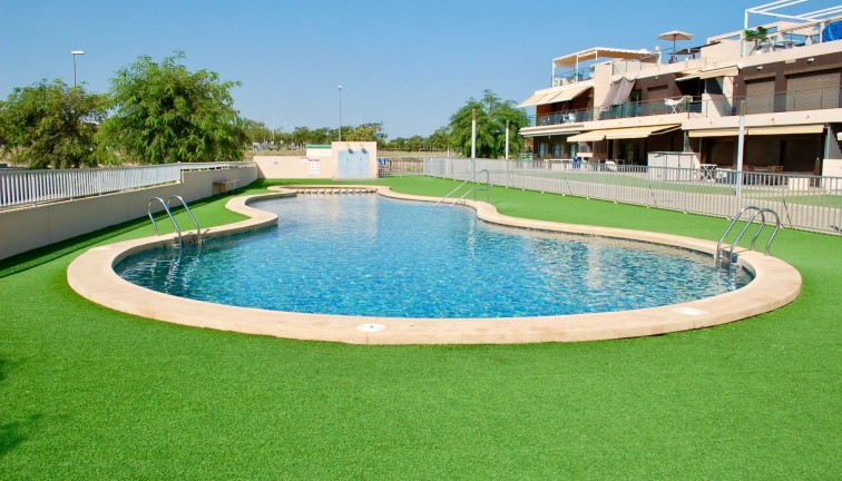 Reventa - Bungalow - Pilar de la Horadada - Mil Palmeras