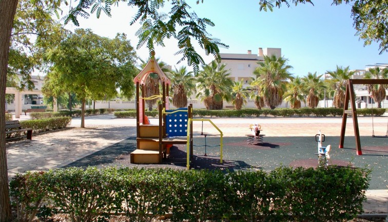 Reventa - Bungalow - Pilar de la Horadada - Mil Palmeras