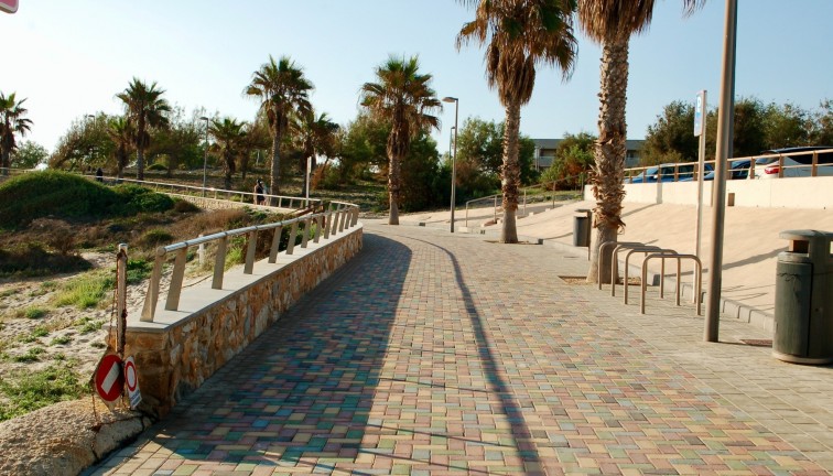 Reventa - Bungalow - Pilar de la Horadada - Mil Palmeras
