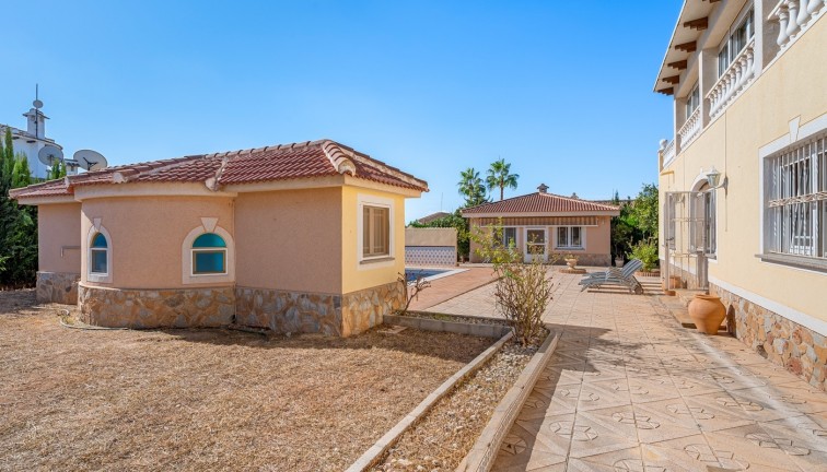 Jälleenmyynti - Erillistalo - Ciudad quesada - Rojales