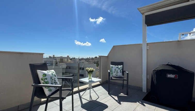 Reventa - Apartamento - Apartamento en el último piso - Orihuela Costa - Villamartín