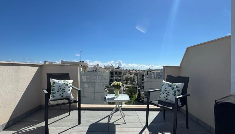 Reventa - Apartamento - Apartamento en el último piso - Orihuela Costa - Villamartín