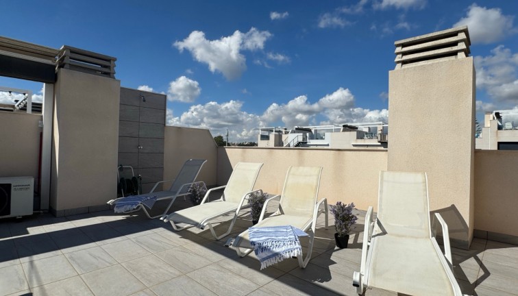 Reventa - Apartamento - Apartamento en el último piso - Orihuela Costa - Villamartín
