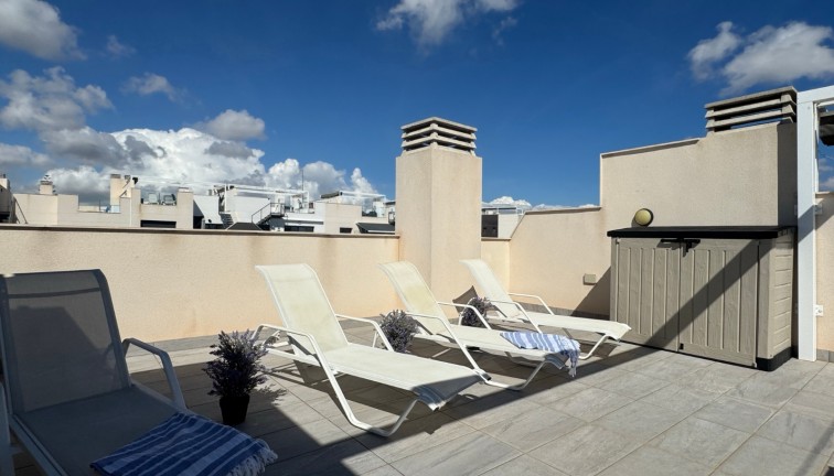 Reventa - Apartamento - Apartamento en el último piso - Orihuela Costa - Villamartín