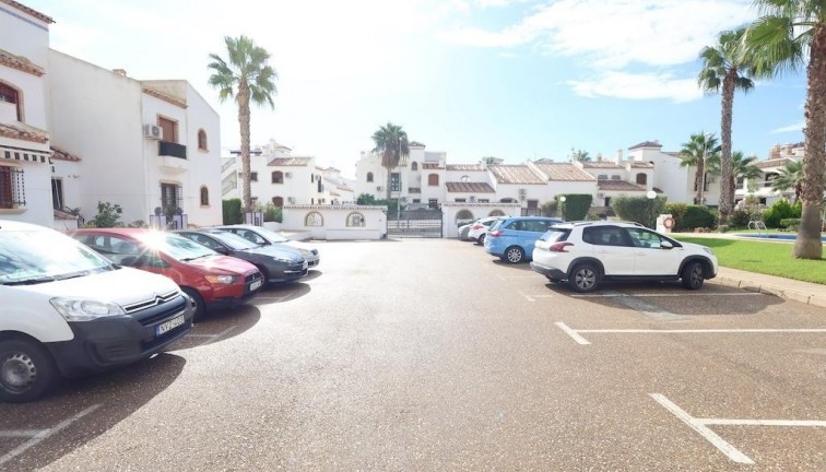 Jälleenmyynti - Duplex-asunto - Orihuela Costa - PAU 8