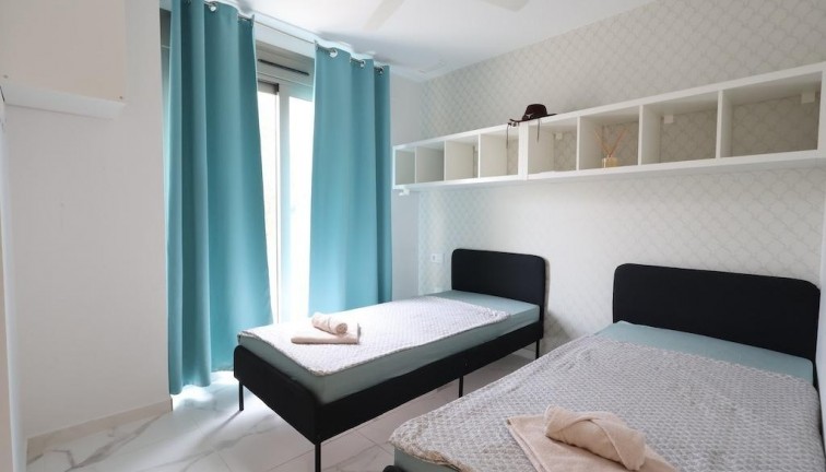Reventa - Chalet - Orihuela Costa - Villamartín