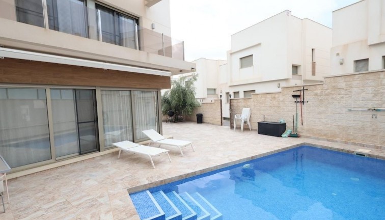 Reventa - Chalet - Orihuela Costa - Villamartín