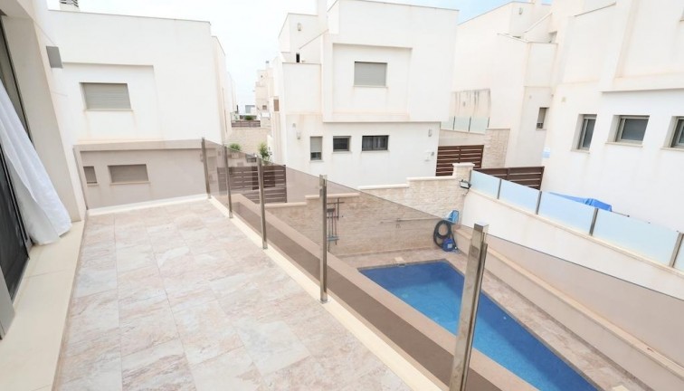 Reventa - Chalet - Orihuela Costa - Villamartín