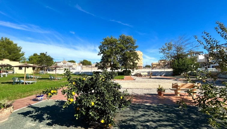 Återförsäljning - Bungalow - Orihuela Costa - Lomas de Don Juan