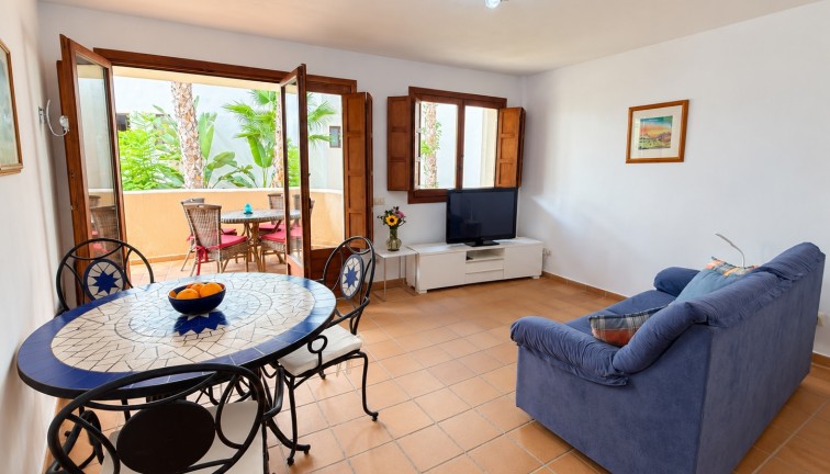 Resale - Apartment - Punta Prima