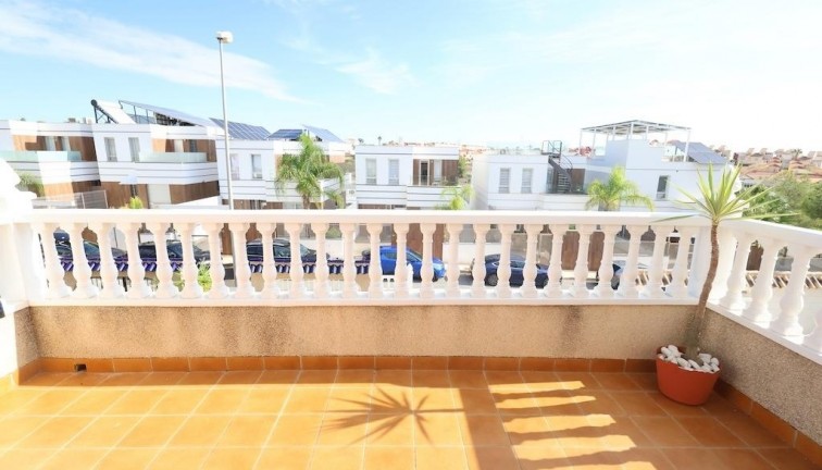 Reventa - Chalet - Orihuela Costa - Villamartín