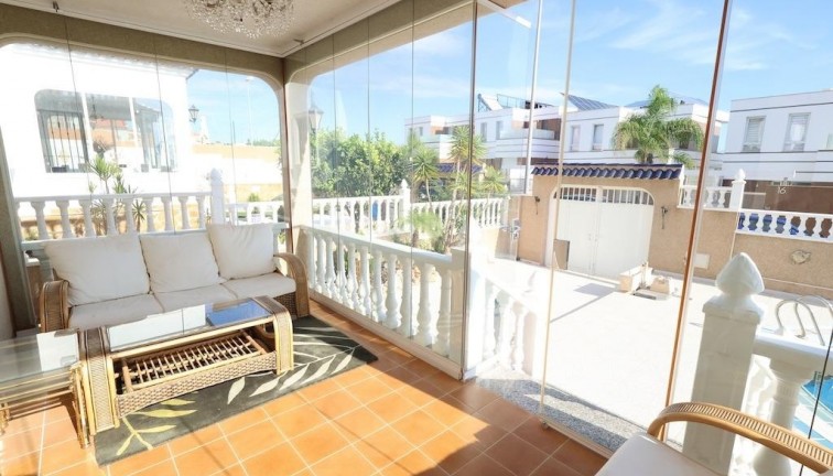 Reventa - Chalet - Orihuela Costa - Villamartín