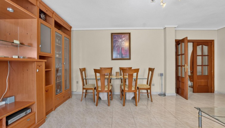 Reventa - Apartamento / piso - Torrevieja
