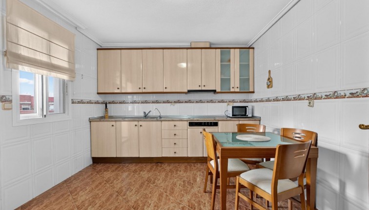 Reventa - Apartamento / piso - Torrevieja