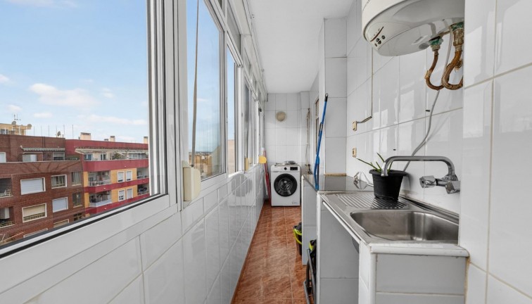 Reventa - Apartamento / piso - Torrevieja