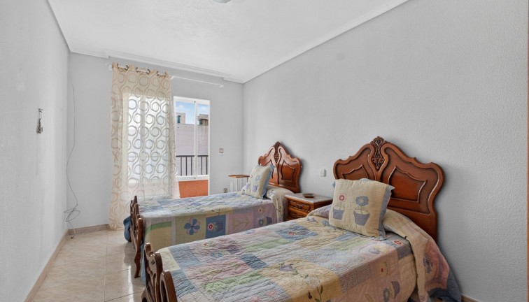 Reventa - Apartamento / piso - Torrevieja