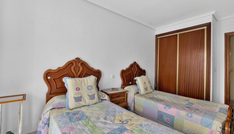Reventa - Apartamento / piso - Torrevieja