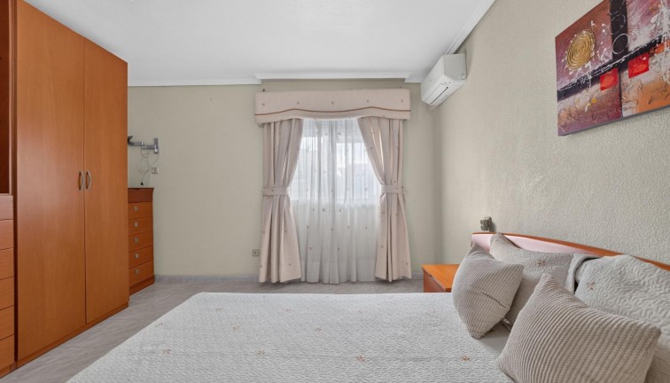 Reventa - Apartamento / piso - Torrevieja
