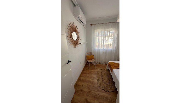 Reventa - Chalet - Torrevieja - Playa Flamenca